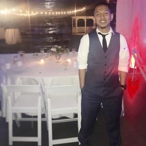 Meet your Posher, Huy